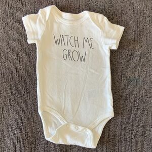 😊FREE😊 Rae Dunn White Baby Bodysuit - Watch Me Grow size 3-6m